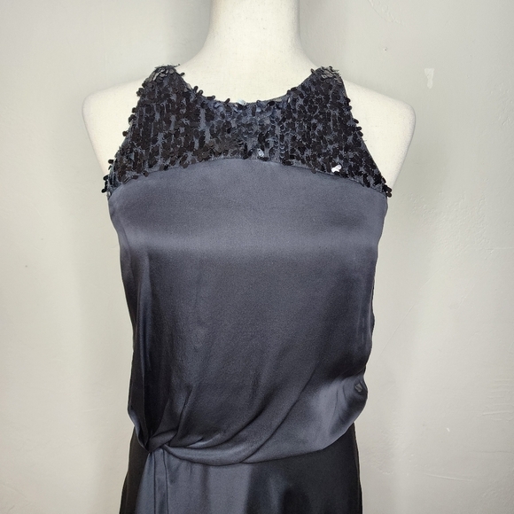 Halston Heritage Black Silk and Sequin Asymmetrical Gown size 4 - Picture 10 of 13